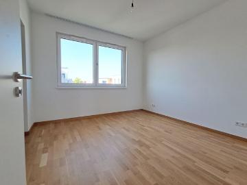 Moderne 2 Zimmer Wohnung mit großem Balkon