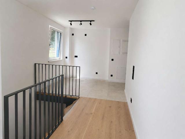 Moderne 2 Zimmer Wohnung mit großer Terrasse – Komfort trifft Lebensqualität!