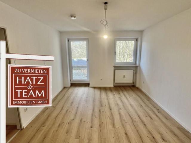 Moderne 2 Zimmer Wohnung mit großzügiger Terrasse und tollem Ausblick!