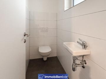 Moderne 2 Zimmer Wohnung mit großzügiger Loggia & TG Stellplatz