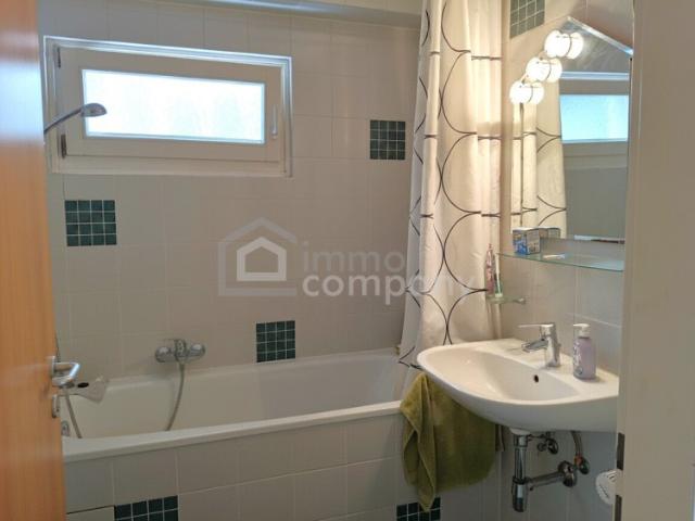Moderne 2 Zimmer Wohnung mit Loggia und Garage – Top Lage!