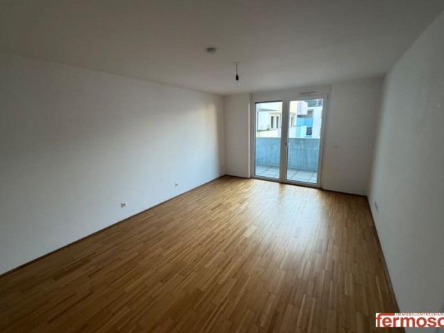 Moderne 2 Zimmer Wohnung mit Loggia und Fußbodenheizung in 1200 Wien, 5. Etage!