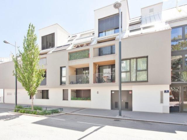 Moderne 2 Zimmer Wohnung mit Loggia | Erdgeschoß | 25min zum Stephansplatz