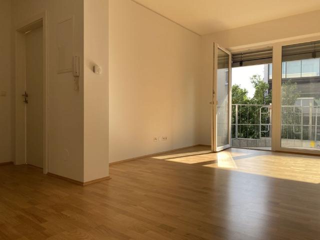 Moderne 2 Zimmer Wohnung mit süd westlichem Balkon in sehr zentraler Lage – Provisionsfrei