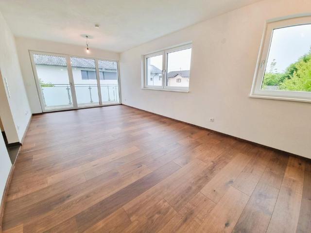 Moderne 2 Zimmer Wohnung mit Südbalkon & Fußbodenheizung