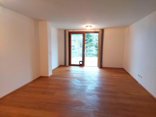 Moderne 2 Zimmer Wohnung mit XXL Terrasse mit Seeblick!