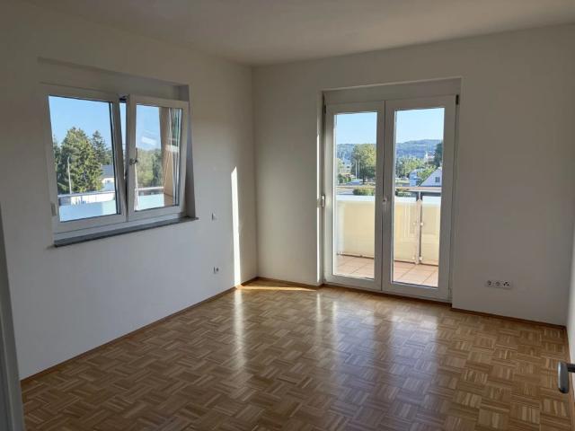 Moderne 2 Zimmer Wohnung Zweitbezug mit Schöcklblick & BORA Küche
