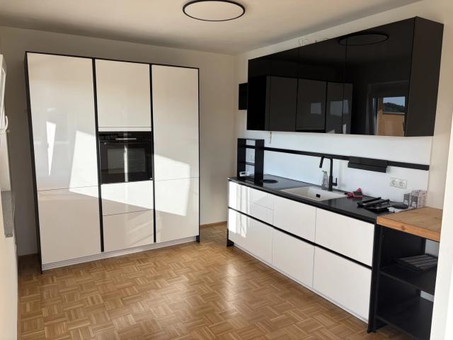 Moderne 2 Zimmer Wohnung Zweitbezug mit Schöcklblick & BORA Küche