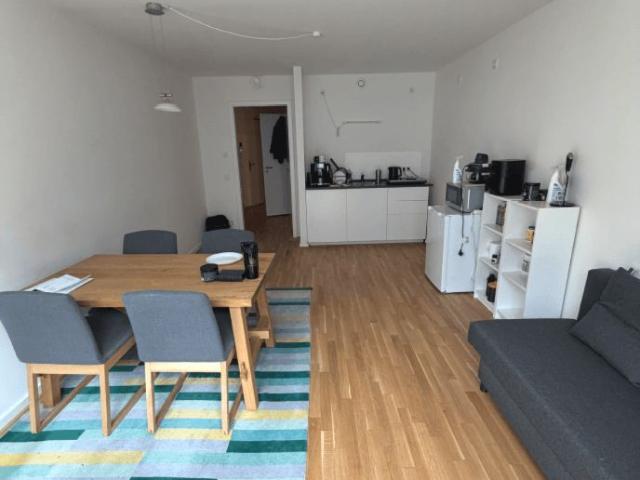 Moderne 2 Zimmerwohnung im 3. OG mit Stellplatz in Bahrenfeld!