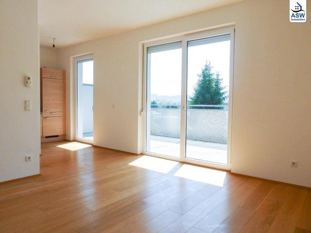 Moderne 2 Zimmerwohnung mit großer Terrasse in zentraler Lage