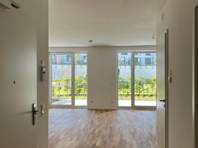 Moderne 2 Zimmerwohnung mit Terrasse und Stellplatz in Bahrenfeld!