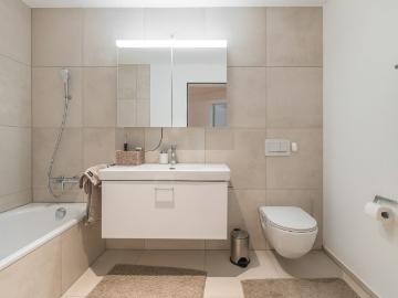 Moderne 3.5 Zimmerwohnung mit Balkon