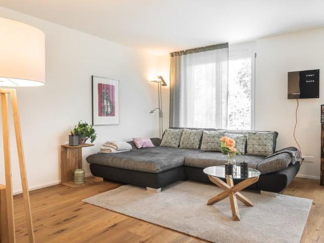 Moderne 3.5 Zimmerwohnung mit Balkon in Luzern