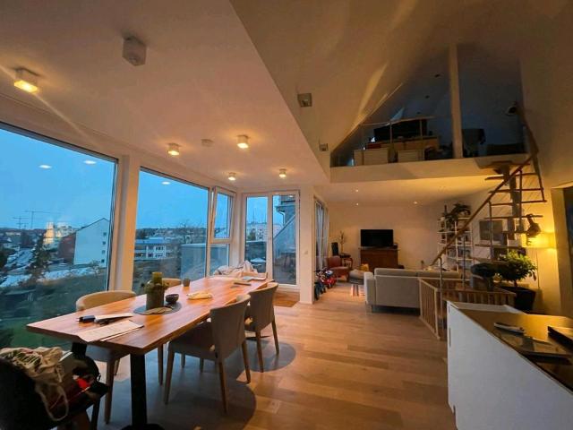 Moderne 3,5 Zimmer DG Wohnung zu verkaufen von privat