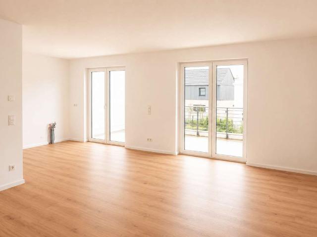 Moderne 3,5 Zimmer Eigentumswohnung mit großem Balkon