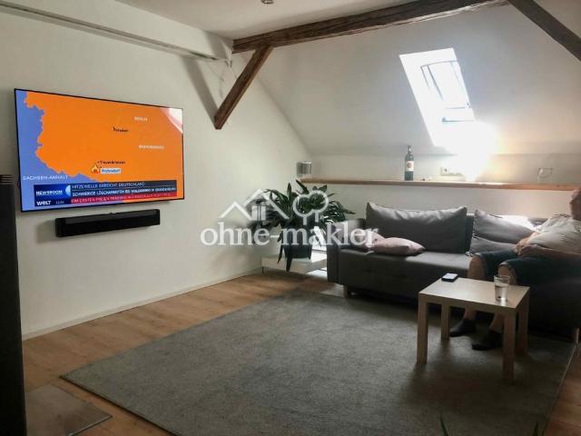 Moderne 3,5 Zimmer Loftwohnung mit Loggia