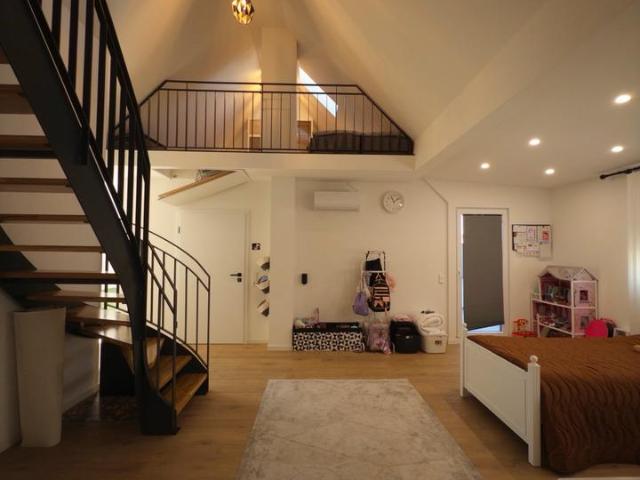 Moderne 3,5 Zimmer Maisonette Wohnung in Zuffenhausen