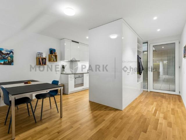 Moderne 3.5 Zimmer Maisonette mit eigenem Garten