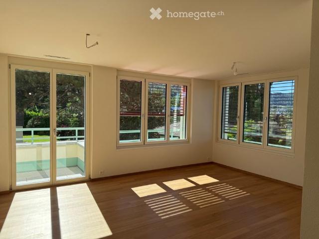Moderne 3.5 Zimmer Neubauwohnung in Adliswil – sofort verfügbar!