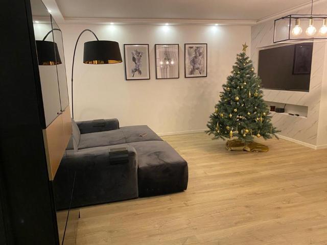 Moderne 3,5 Zimmer Wohnung | 100 m² | großer Balkon | EBK | TG