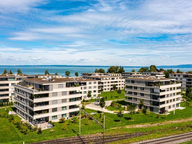 Moderne 3.5 Zimmer Wohnung am See