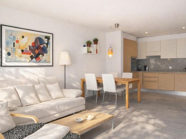 Moderne 3,5 Zimmer Wohnung in zentraler Lage von Minusio