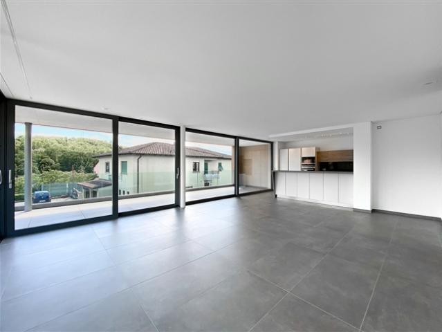 Moderne 3.5 Zimmerwohnung in Comano