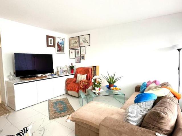 Moderne 3.5 Zimmer Wohnung in Coldrerio, Kanton TI