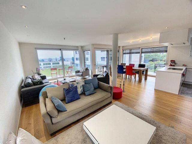 Moderne 3,5 Zimmer Wohnung in Saint Sulpice