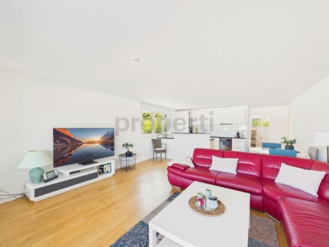 Moderne 3.5 Zimmer Wohnung mit eigenem Keller, Galmiz