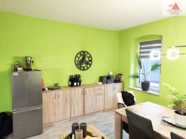 Moderne 3 Raum Dachgeschosswohnung in Geyer!