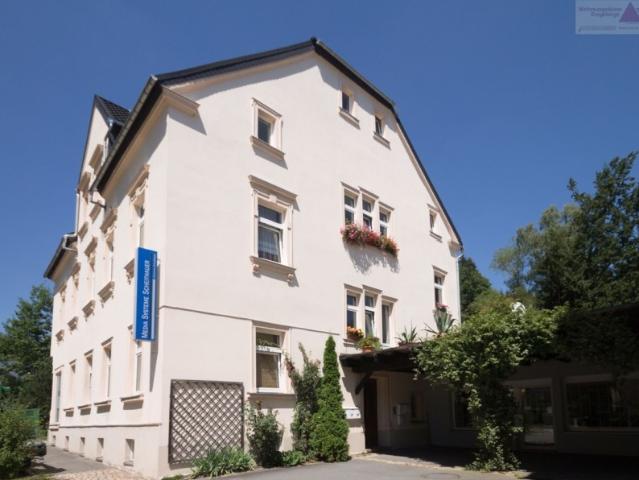 Moderne 3 Raum Dachgeschosswohnung in Geyer!