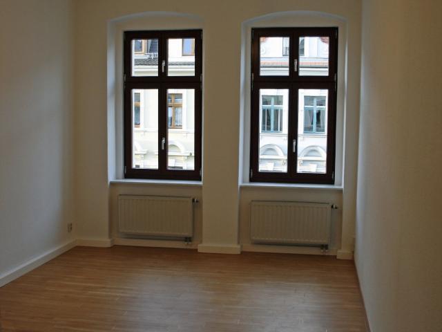 Moderne 3 Raum Etagenwohnung mit Balkon in Südausrichtung!