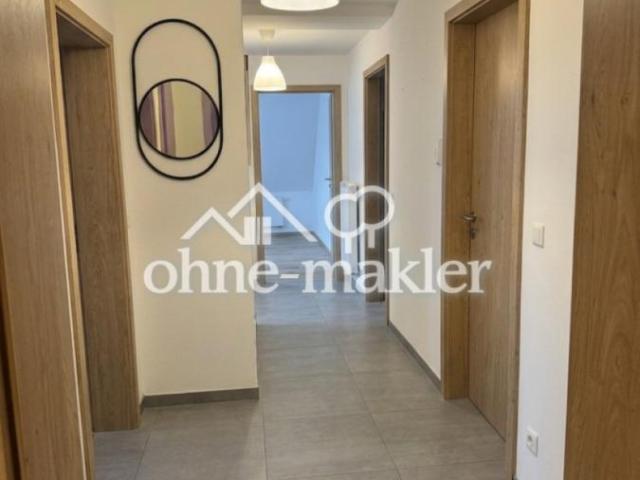 Moderne 3 Raumwohnung in einem kernsanierten Ensemble in ruhiger Lage am Marienbergpark