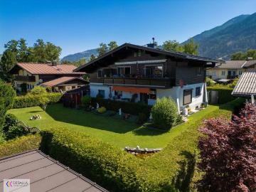 Moderne 3 Zi DG Wohnung mit Südbalkon, 2 Stellplätzen & top Ausstattung in Zell am See!