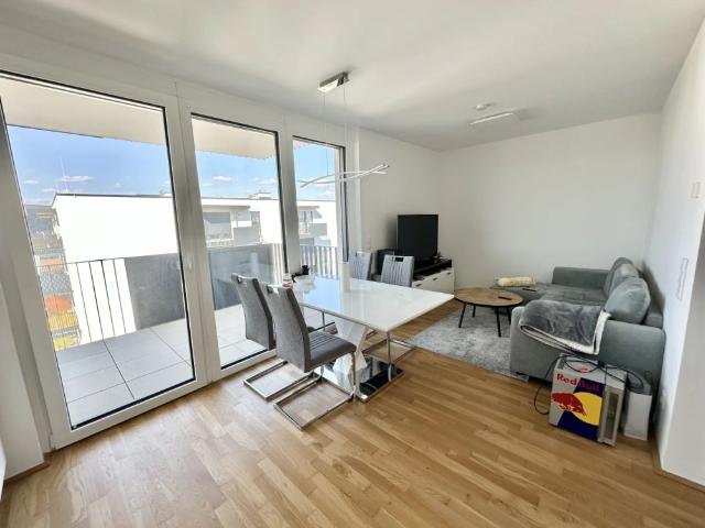 Moderne 3 Zi Wohnung mit Balkon provisionsfrei nahe U1 Kagraner Platz