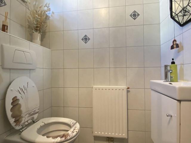 Moderne 3 Zimmer Maisonette mit Eigengarten!
