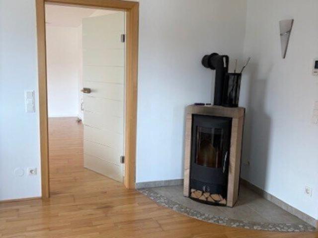 Moderne 3 Zimmer Mietwohnung mit Balkon und Eigengarage