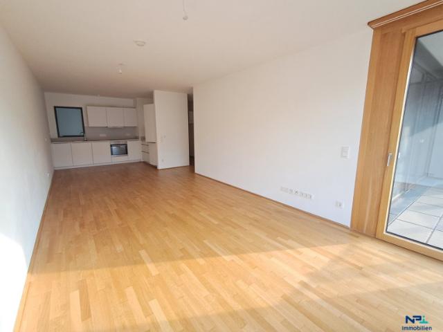 Moderne 3 Zimmer Mietwohnung mit großer Loggia in bester Lage
