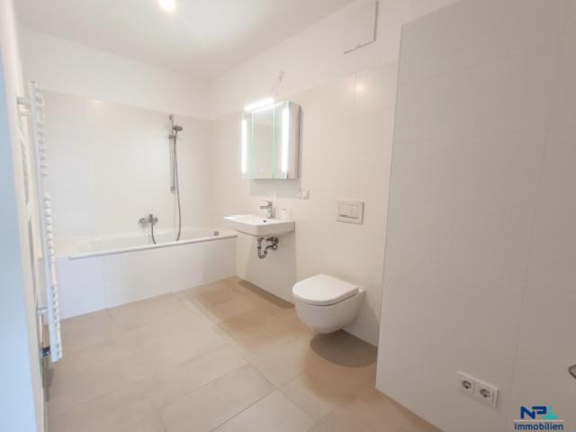 Moderne 3 Zimmer Mietwohnung mit großer Loggia in bester Lage