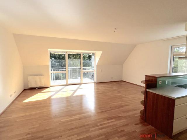 Moderne 3 Zimmer Neubauwohnung mit Balkon, Südwestausrichtung, Grünblick, parkähnlicher Garten