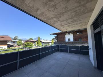 Moderne 3 Zimmer Neubauwohnung mit großer Terrasse und Bergblick