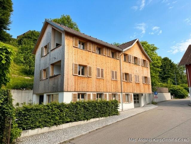 Moderne 3 Zimmer Dachwohnung in Dornbirn