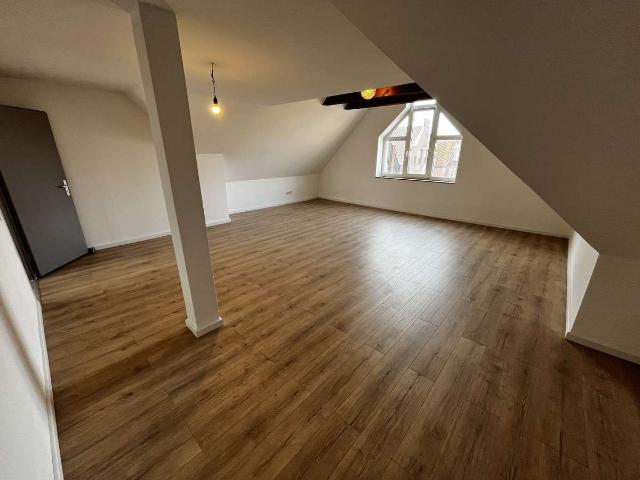 Moderne 3 Zimmer Dachgeschosswohnung in Ganderkesee