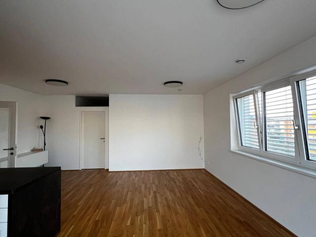 Moderne 3 Zimmer Eigentumswohnung mit großem Balkon, Tiefgarage & Hobbyraum in Wels