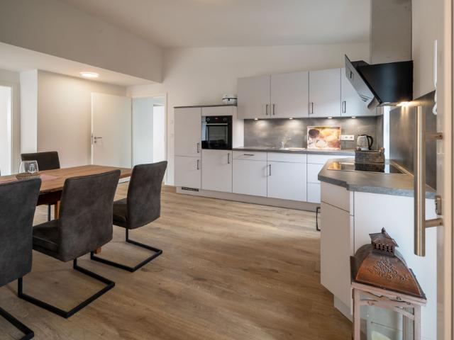 Moderne 3 Zimmer Eigentumswohnung mit viel Charme und tollem Blick auf den Husumer Schlosspark