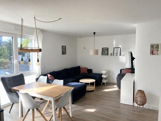 Moderne 3 Zimmer Erdgeschosswohnung mit Terrasse im Grün Karree Bensberg!