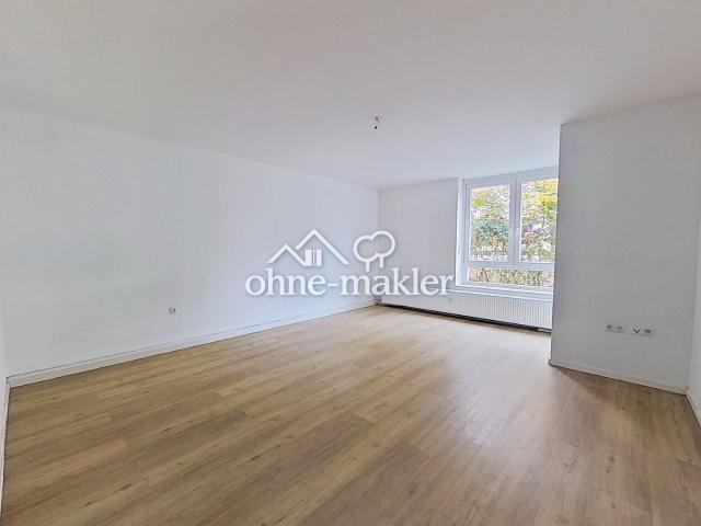 Moderne 3 Zimmer Erdgeschosswohnung mit TERRASSE in Roding