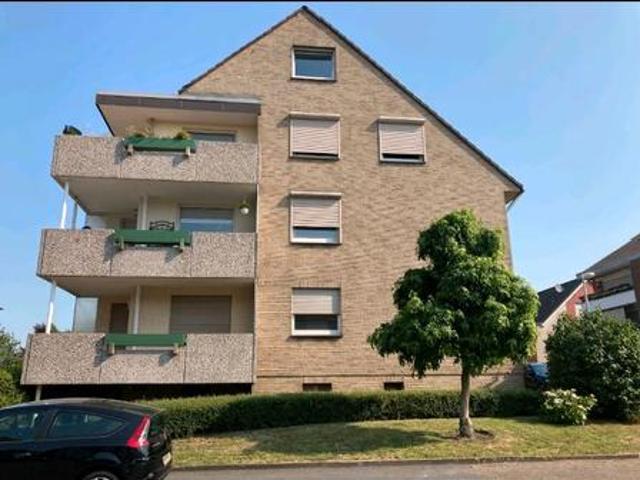 Moderne 3 Zimmer Erdgeschosswohnung mit Tiefgaragenstellplatz