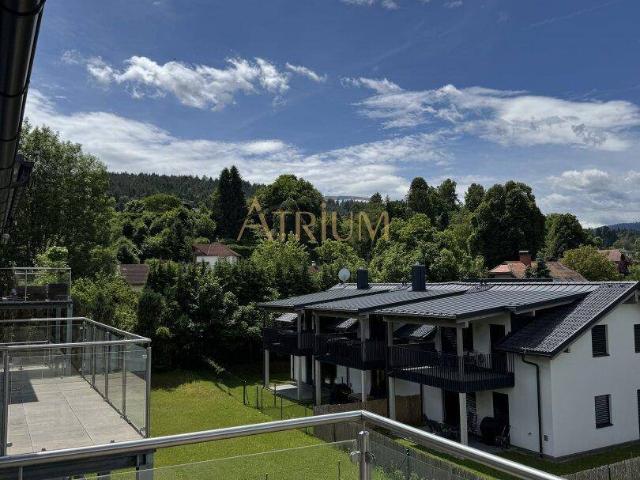 Moderne 3 Zimmer Ferienwohnung mit Terrasse & Carport in Reifnitz